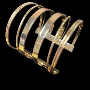 134 Elegant Gold-Tone Cuff Bracelet